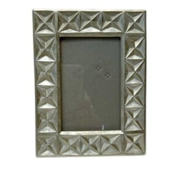 Nicole Miller Silver 4x6 Photo Frame 3D Four Point Star Vertical Horizontal - Picture 1 of 6
